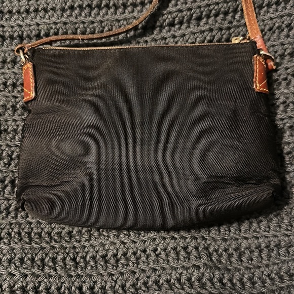 Dooney & Bourke crossbody purse - Picture 3 of 14